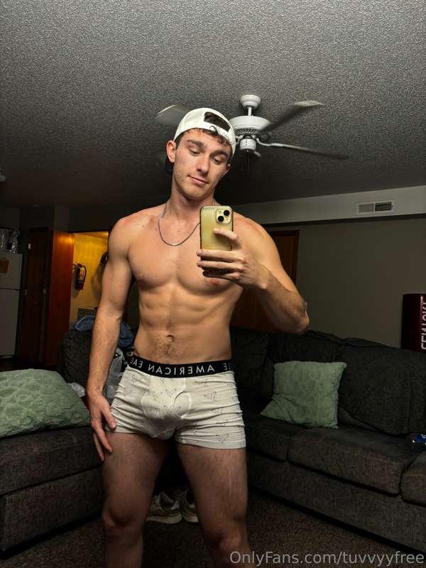 Going live tonight on my VIP come watch as I stroke the fuck..