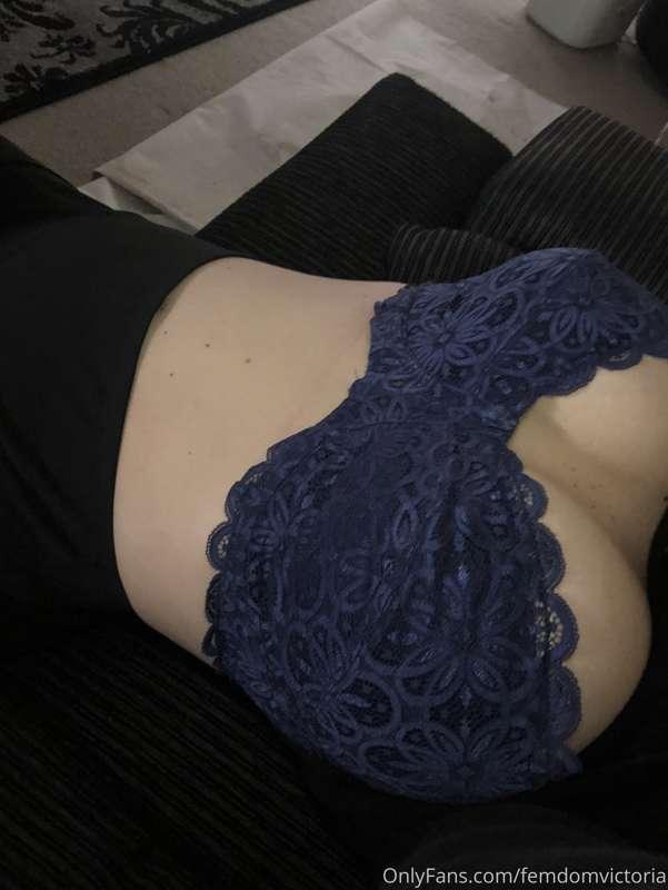 Casual and curvy 😇