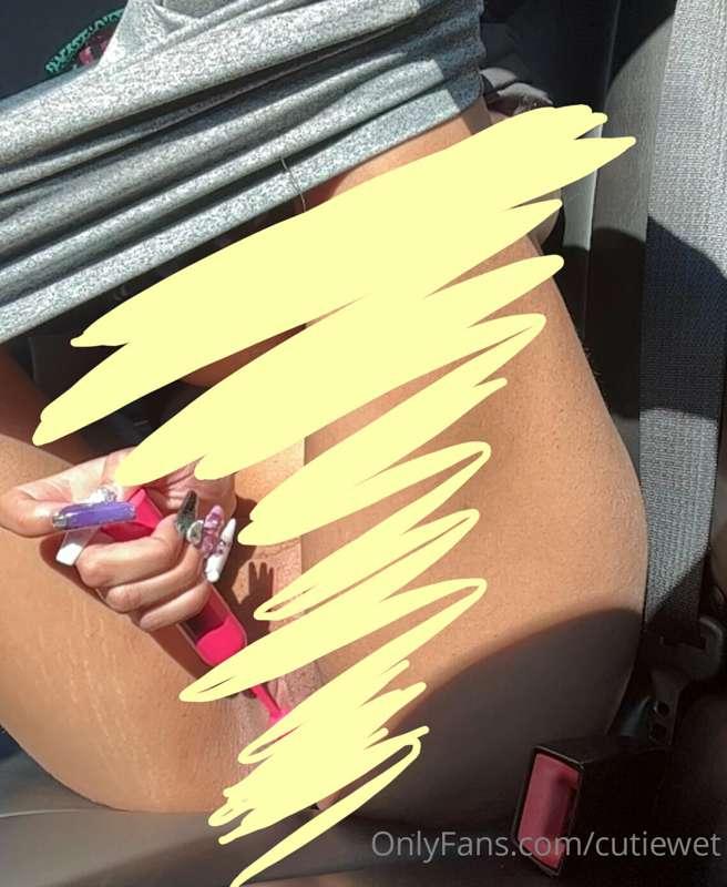 PUSSY CUTE +car content• moaning not trying to get caught 😋😍..