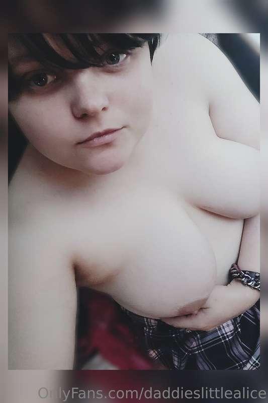 Just wanted to say hello to my new followers ^.^ i appreciat..