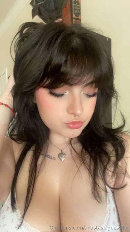 pout’s for show. what i do with my mouth’s another story 😈