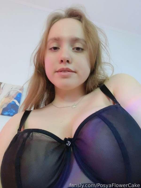 Am I good enough for you, sir


#bbw #blonde #selfie #sweet #cute #uwu #fyp #babyface #natural #teen
