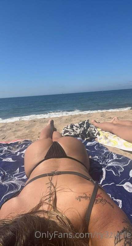 Bikini, beach, and bliss 🌊☀️