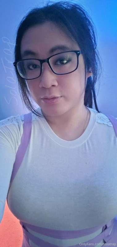 Nothing like thigh highs to spice up a wholesome outfit 😏