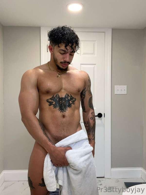 Want to see what I'm hiding underneath this towel? 😉