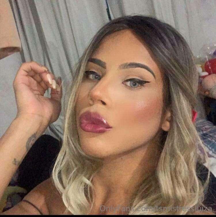 @layanesantos @layanesantos @layanesantos Join her page and ..