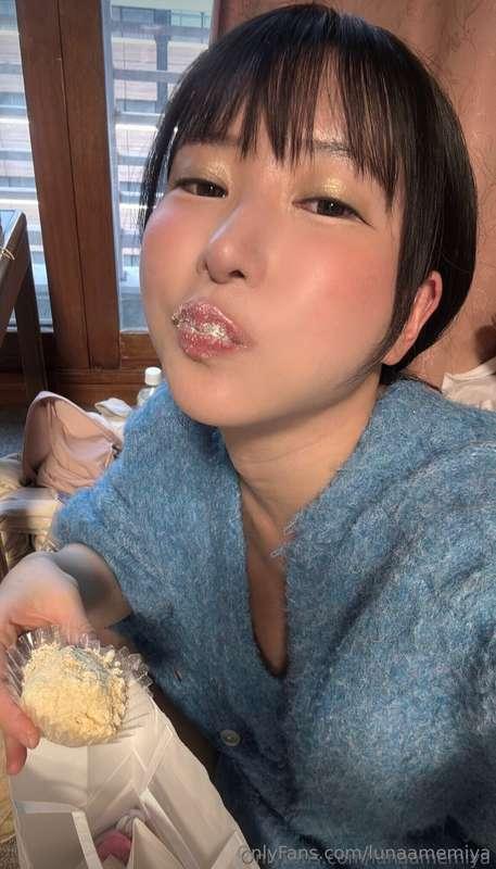 I love Wagashi🫶🏻 It's snack time🤤🍡 Do you guys like sweets?💞