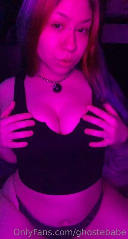 wanna see more? 
tip me and let’s talk ;)