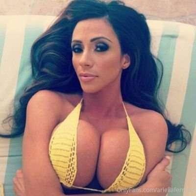 ariellaferrera main image