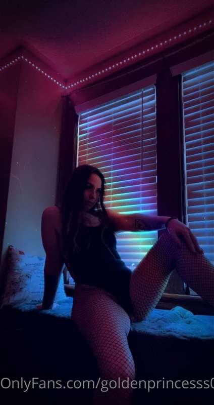 i wanna play. xo🥺😻