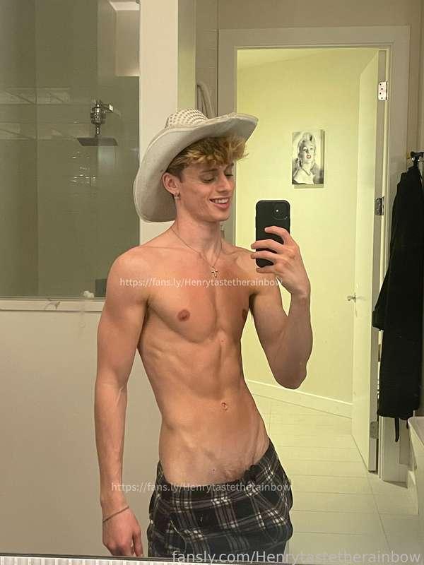 henrytastetherainbow image #1