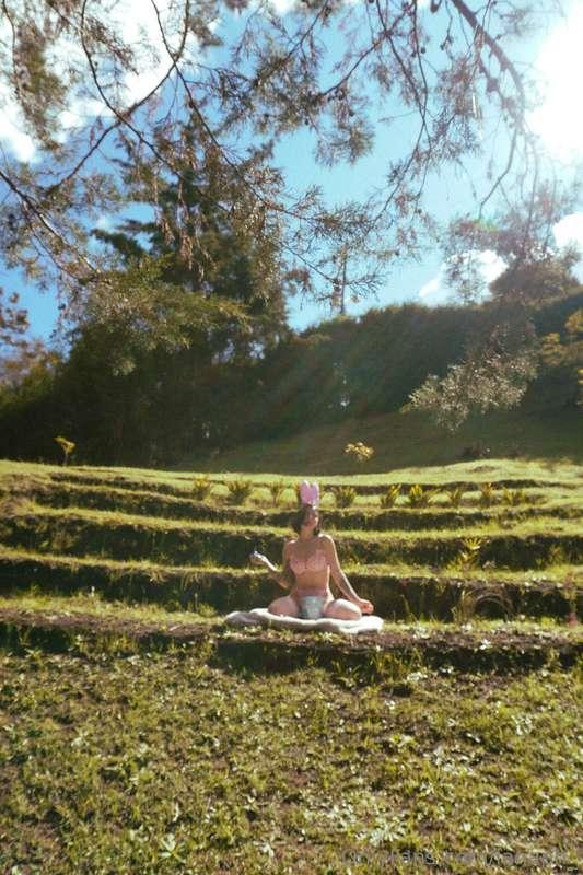 I’m looking for a couple of eggs full of surprises… and I ha..