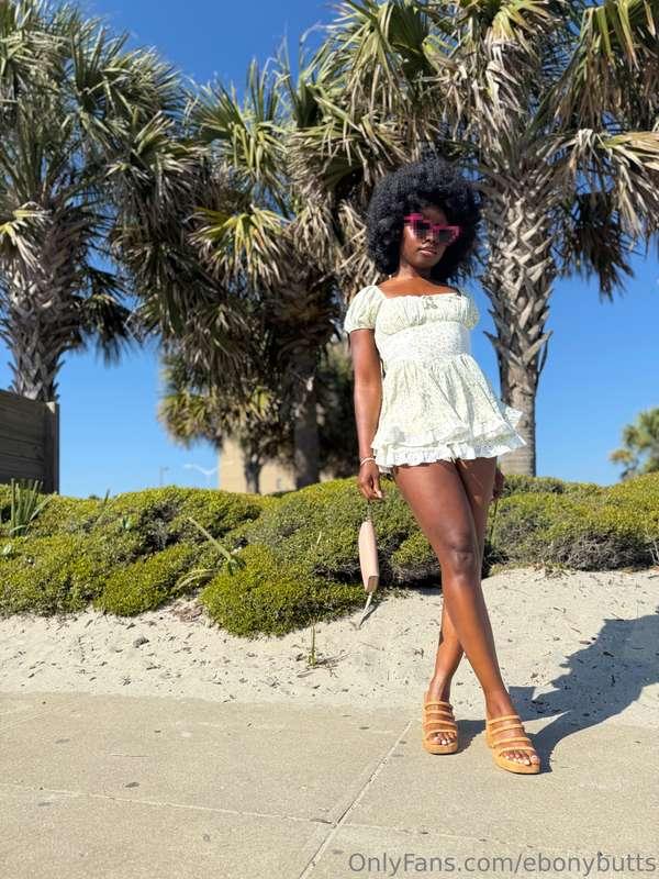 ebonybutts image #0