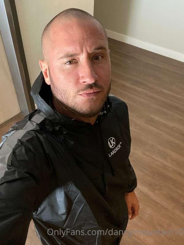 Sauna suit, ready to sweat 💦💦💦💦💦💦