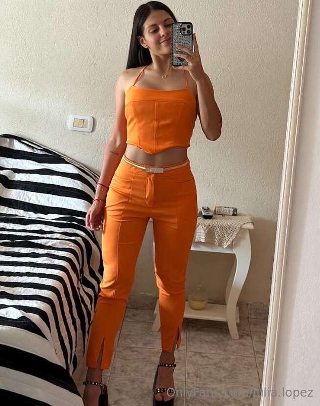 julia.lopez image #1