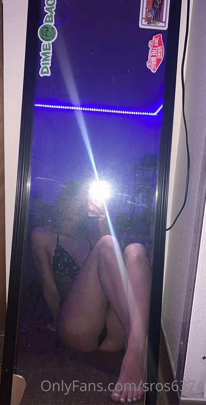 Scrub-a-dub-dub. Some titties in the tub🦆