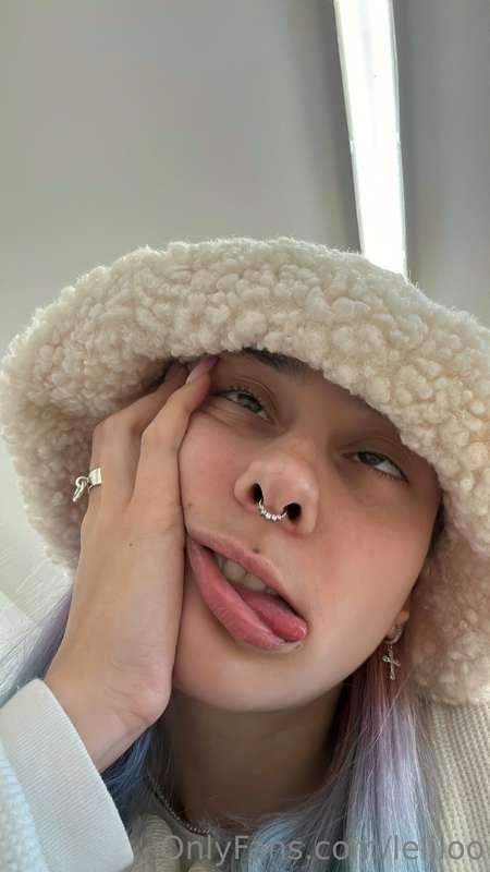 🤪🤪🤪🤪 
how`s ur day going now?
I spend really much time for n..