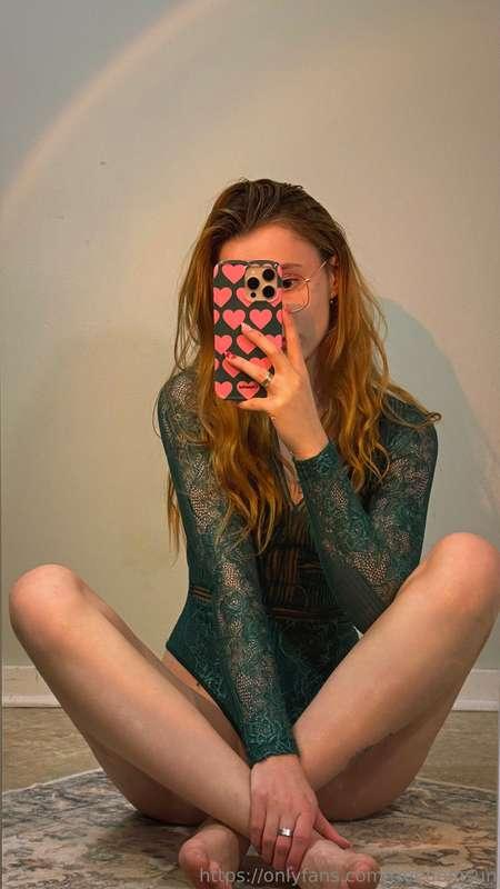 Don't be shy , come watch my exclusive hot stuff @freedomsun..