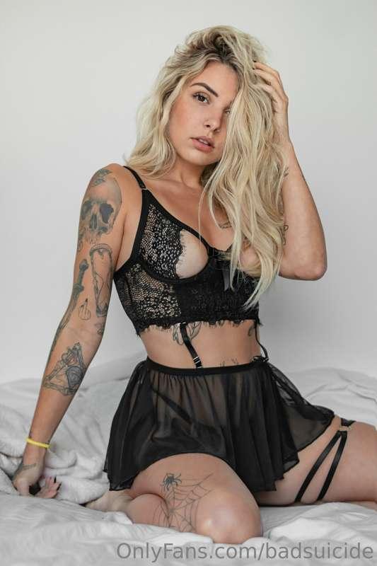 am I your favorite girl?