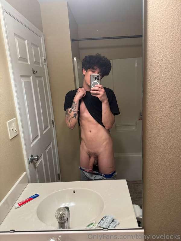 tonylovelocks image #2