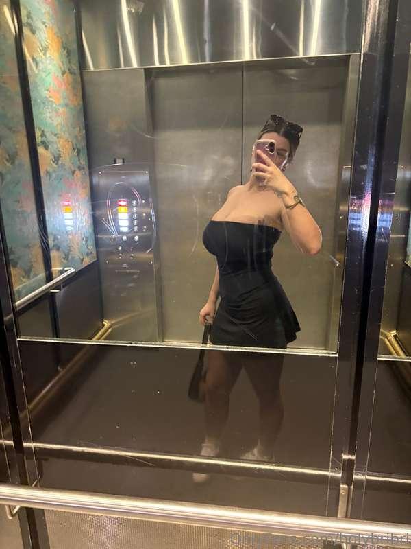 Had to take a quick mirror selfie