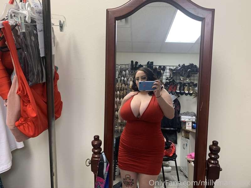 On set ;) my tits are bigger than my head