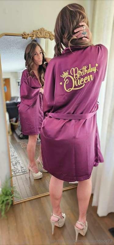 Its my Birthday this week! 🥰 So I decided it's time to slip ..