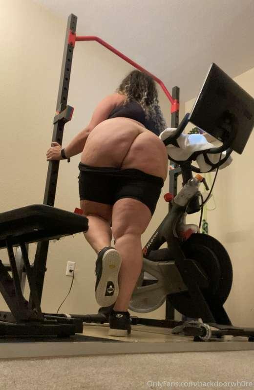 Nice juicy peach at the end of my work out😜🍑