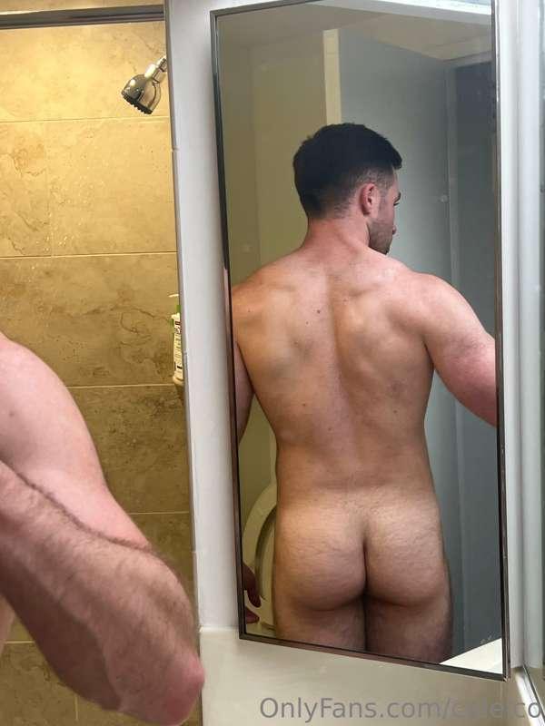 Obsessed with this mirror set up