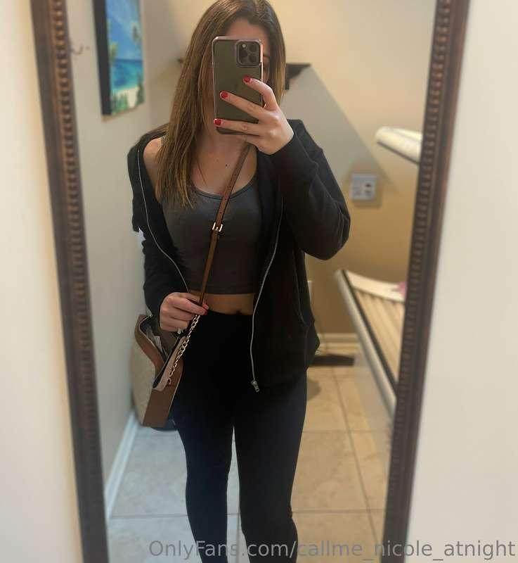 Unlock 🔓 to undress me 😉💋