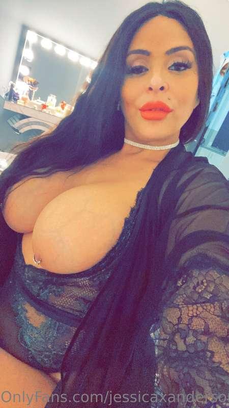 Night my horny lovers! More content this week 🫦🫦🫦🫦🫦🫦 DM me o..