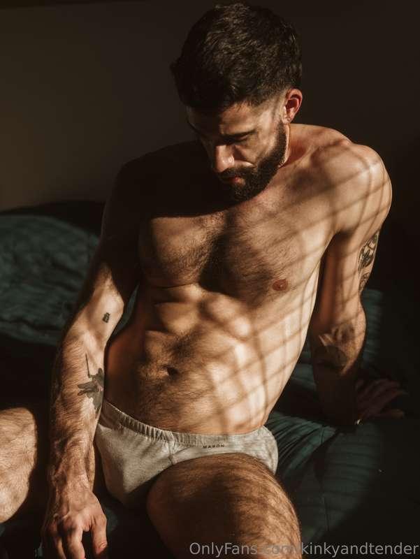 kinkyandtender image #3
