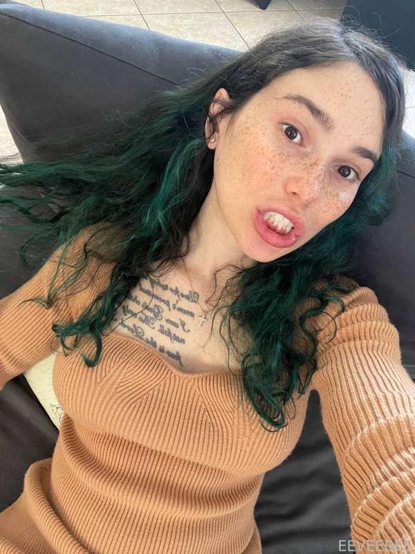 I want your cum💦💦
#fyp #threesome #couple #throuple #gg #bg #bj #trans #transgender #dominatrix #submissive