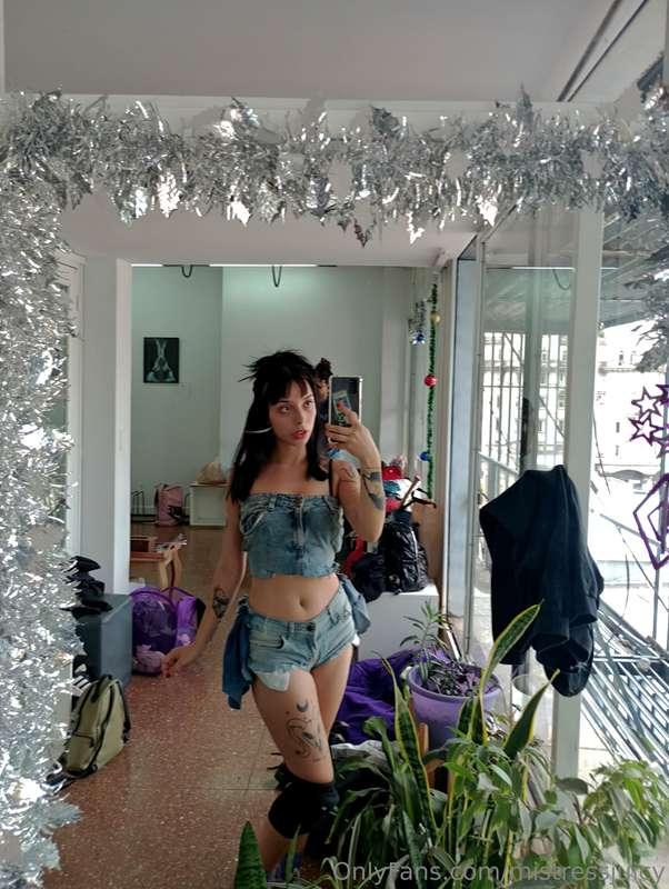 Do you like me like this? How do you think I would look pret..