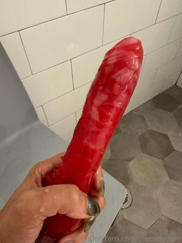 Wow wow WOW. I squirted without penetration FOR THE FIRST TI..