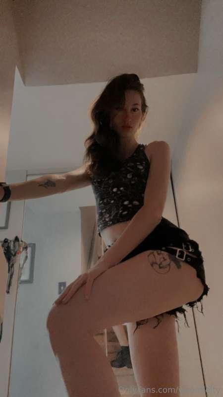 Fit check with shorts a lovely simp gifted me! 