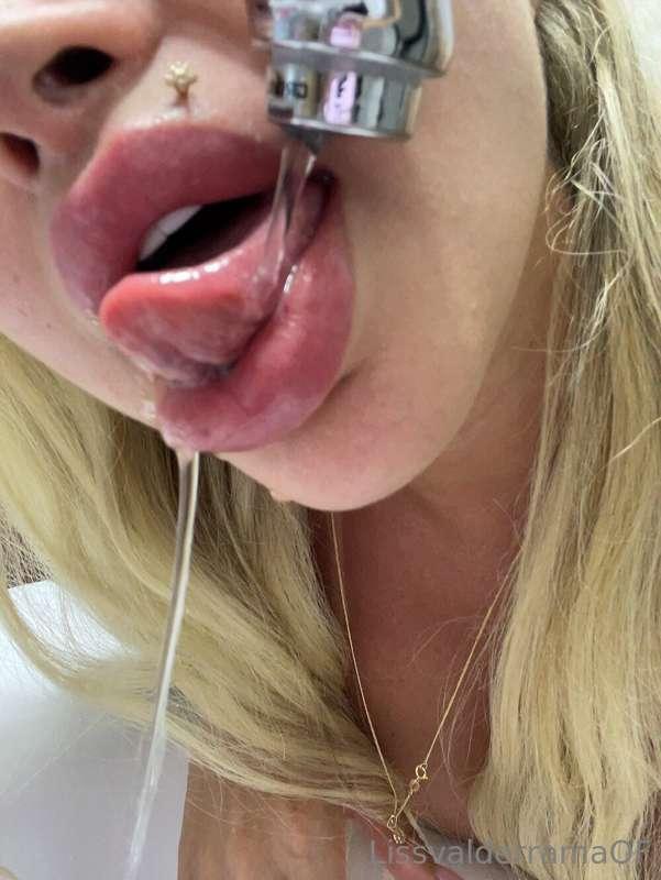 Mojadita como te gusta …. 🥵
