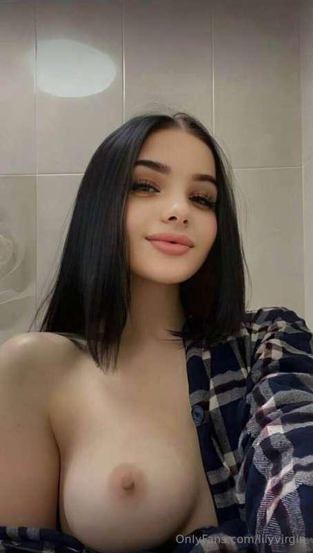 🎀FREE SUBSCRIPTION🎀
Sweet and gentle, but also terribly sexy..