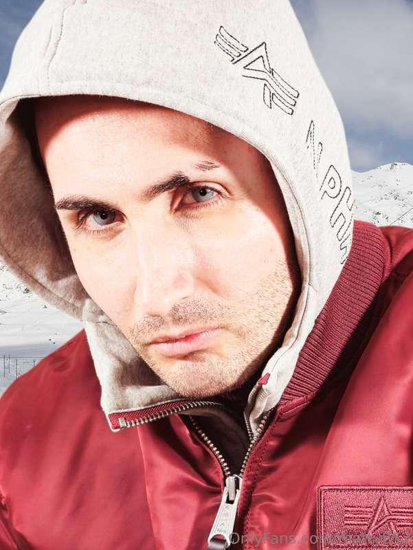 Come deve essere freddo l’inverno per coloro che non hanno r..