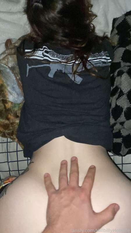 hillbillyhotwife image #5