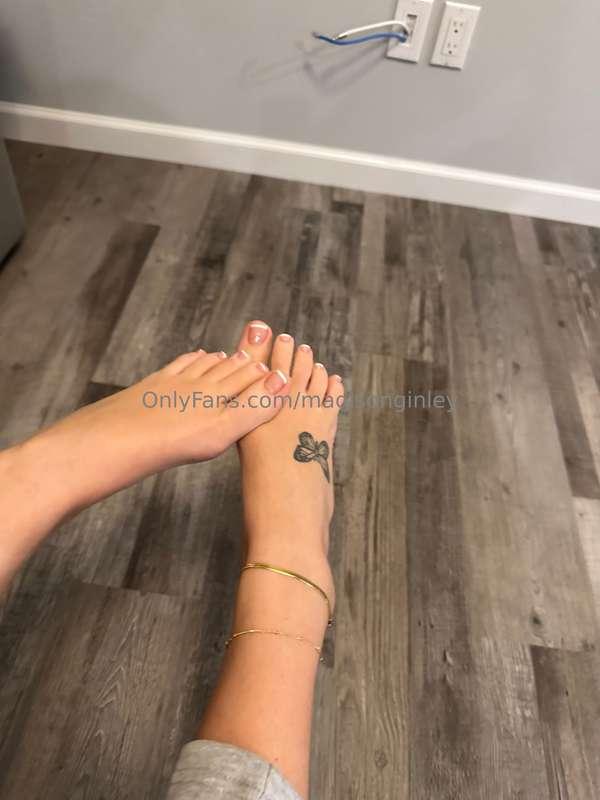 For my 👣 fans ☺️💗
