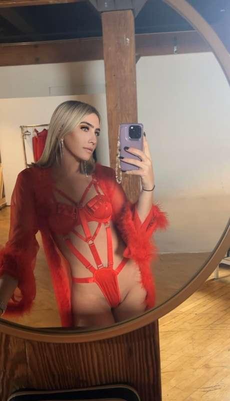 I love putting on my sexy lingerie 🥰🥰🥵