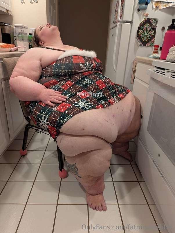 Getting the milk and cookies ready for Santa