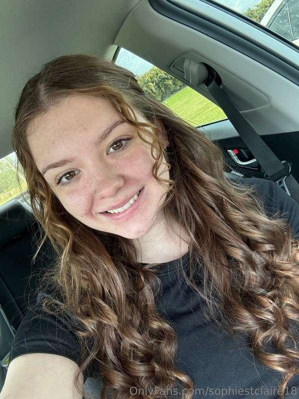 Should I curl my hair more often? 👀
