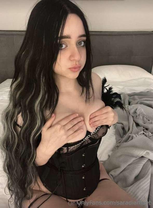 @sophiedreamm 😇 wants to play with you! She will unlock your..