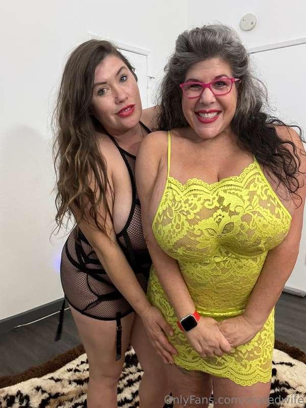 Do you like when @theonlykaceyparker comes over to video cha..