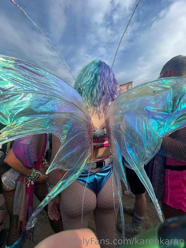 Fairy butt 🧚🏻‍♀️