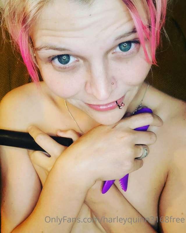 All new solo video posted on my VIP page cum check it out. 😘..