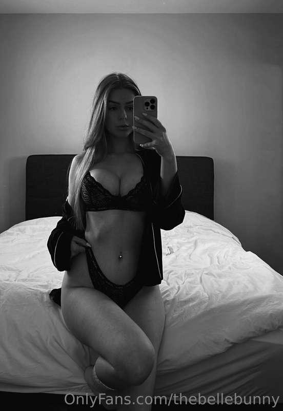 Fuck me like one of your French girls