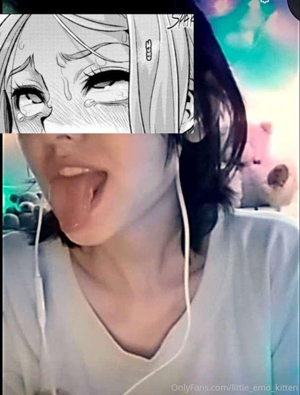 < obligatory ahegao face >